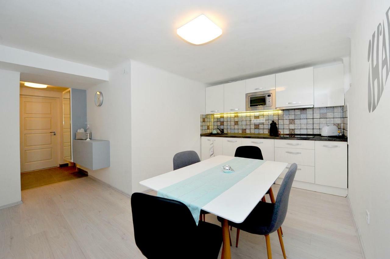 Pure Apartman Pécs Extérieur photo